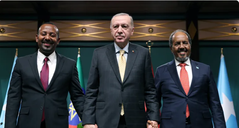 Somalia and Ethiopia agree on a peaceful resolution with Turkey’s mediation.