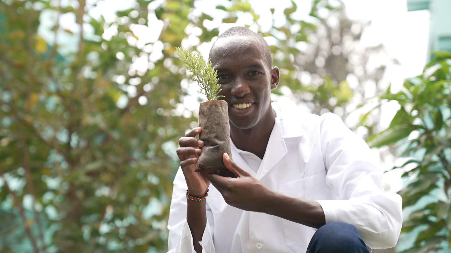 Kenyan engineer turns invasive water hyacinth into eco-friendly products.