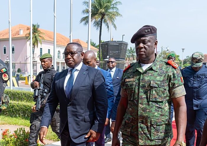 ECOWAS delegation led by Sierra Leone President Julius Maada Bio arriving in Guinea-Bissau for talks with coup leaders.