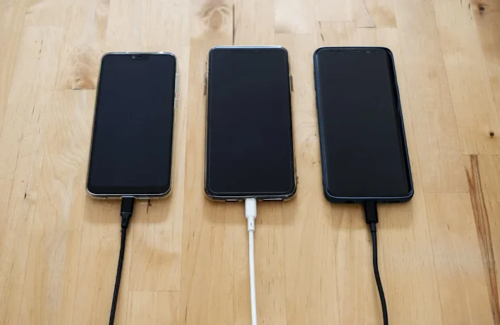 Kenyan mobile phone market with warning against sale of unapproved and unsafe devices.